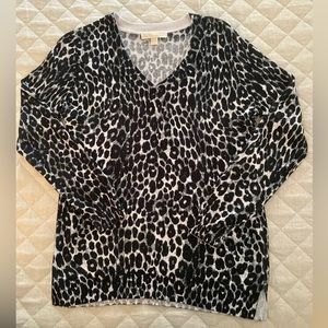 Michael Kors Long Sleeve V Neck Sweater (M) Leopard Black & White